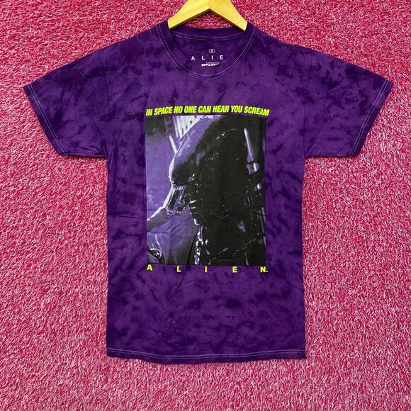 Alien Xenomorph Space No One Can Hear You Scream Tie Dye Small - Picture 1 of 4